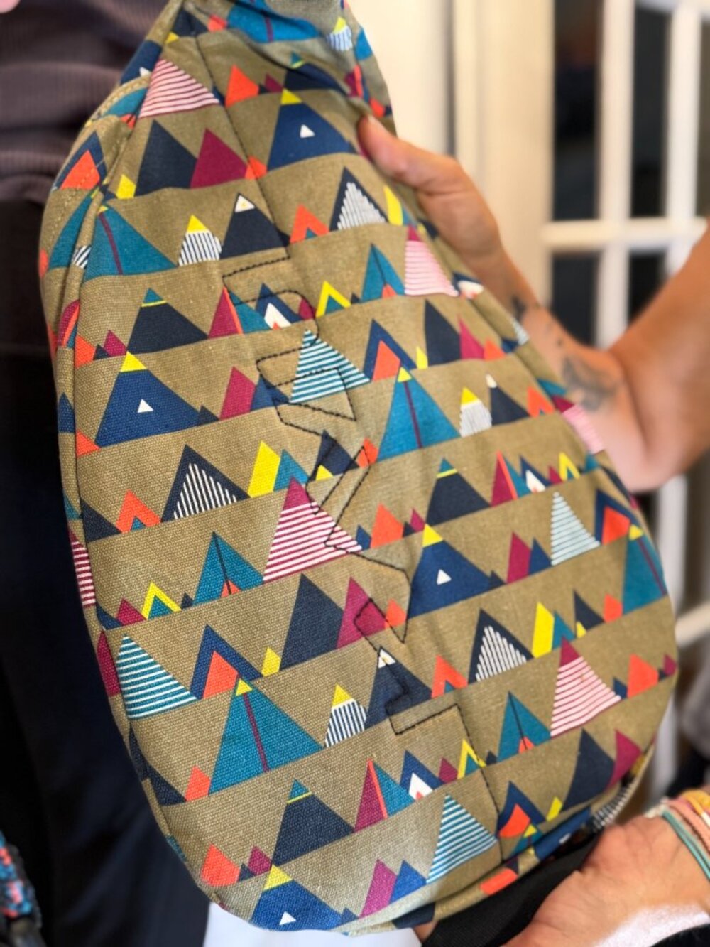 Kavu Sling Backpack multicolor nautical flag design. Super Cute lots of pockets! - Picture 7 of 7